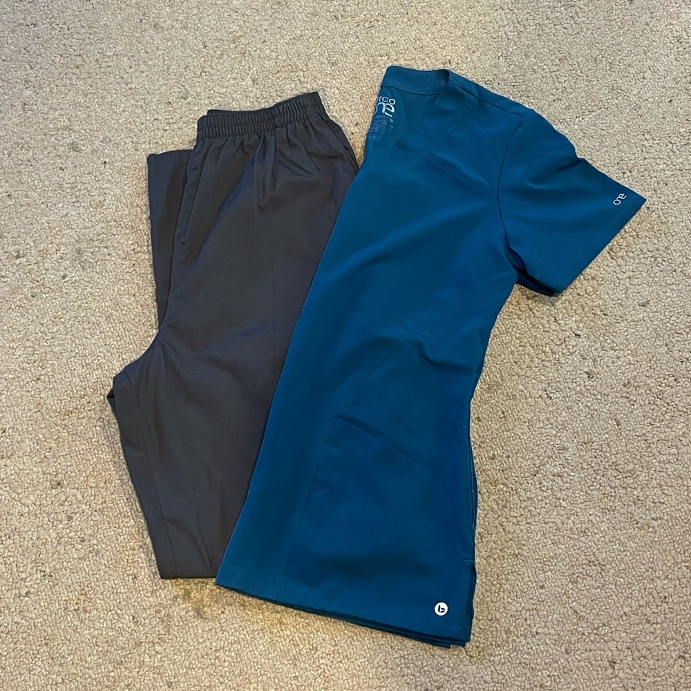 Scrub Set